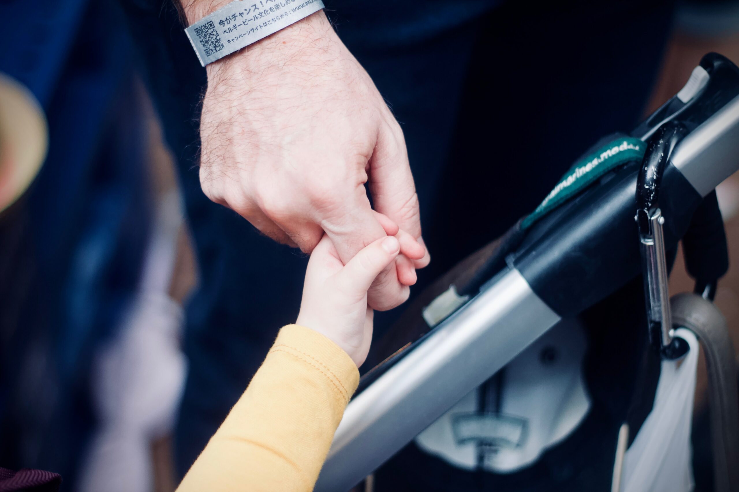 jelleke vanooteghem 3ZfWz1I4XFg unsplash scaled - Parenting is a two-way relationship